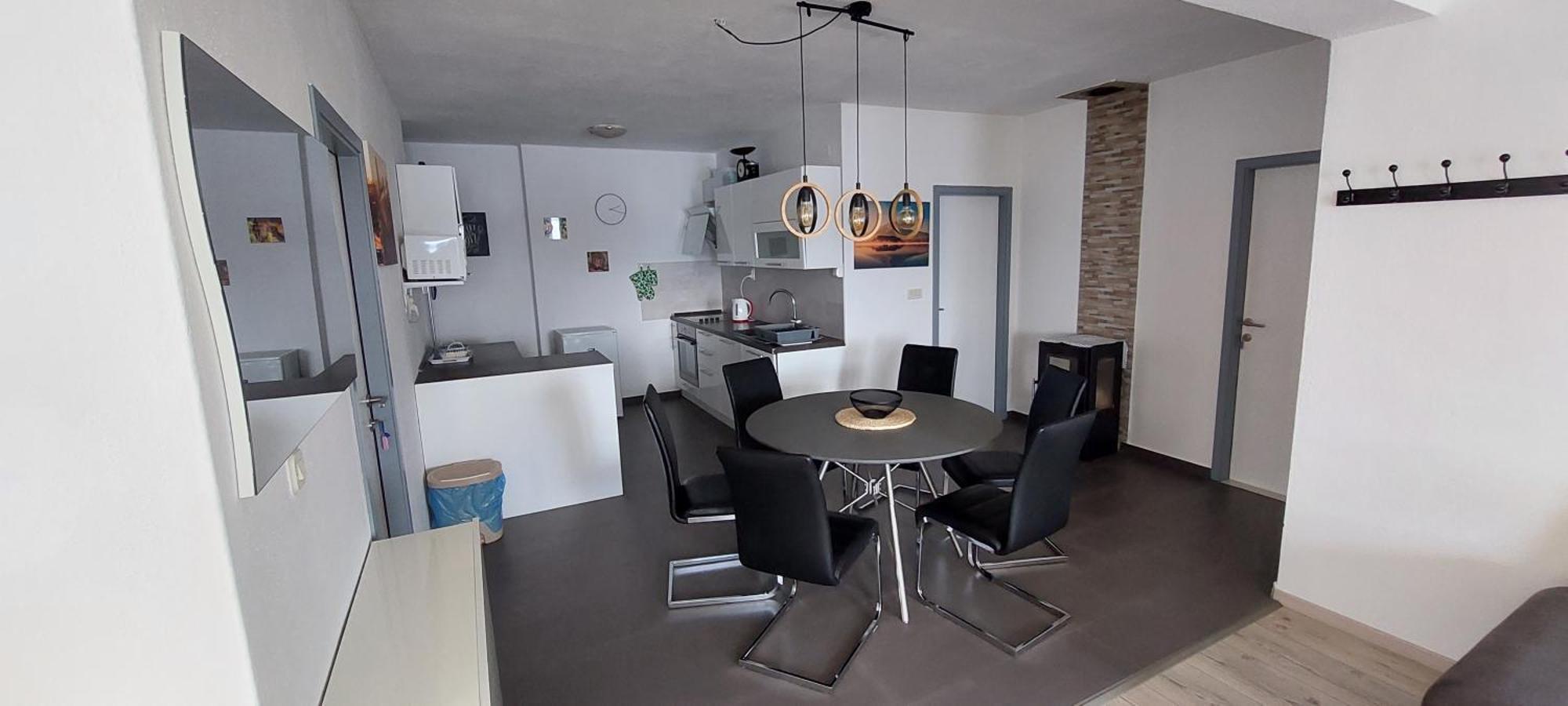 Dana Apartment *