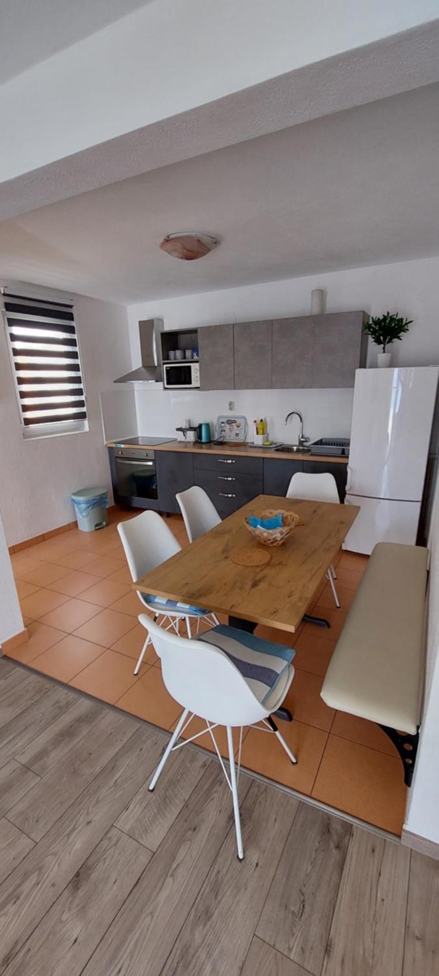 Dana Apartman